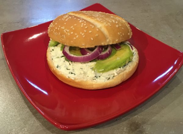 Burger chèvre frais avocat